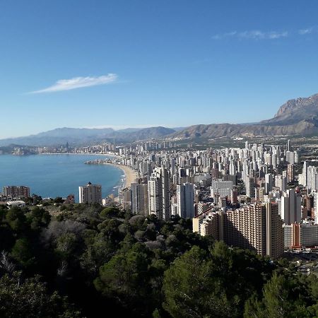 Holiday Apartment 5 Min To Levante Beach Benidorm Luaran gambar