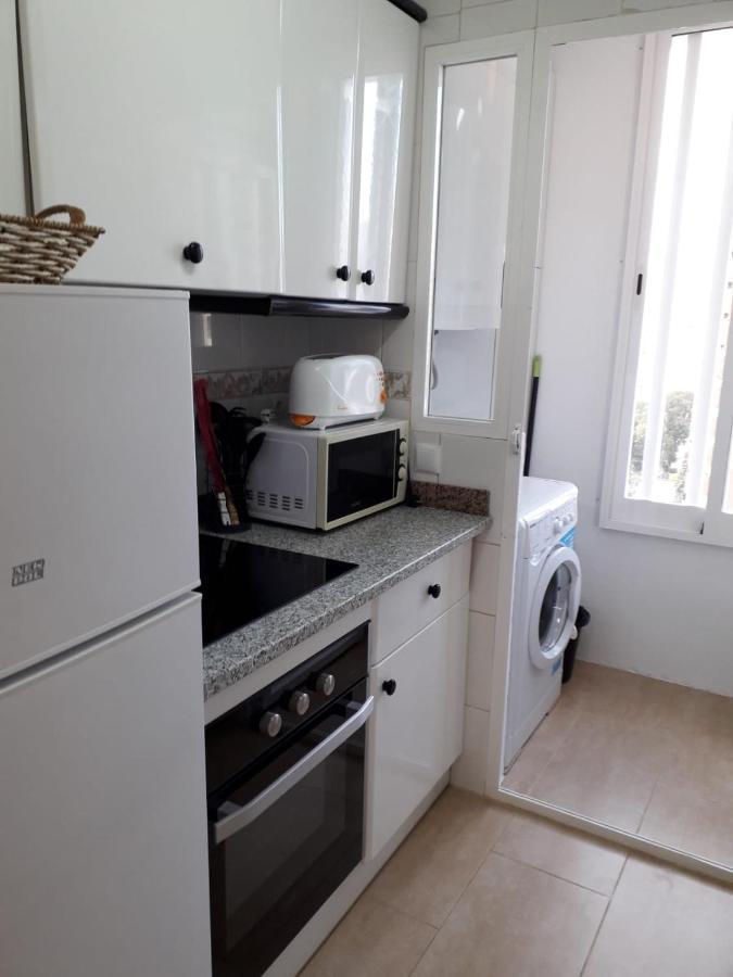 Holiday Apartment 5 Min To Levante Beach Benidorm Luaran gambar