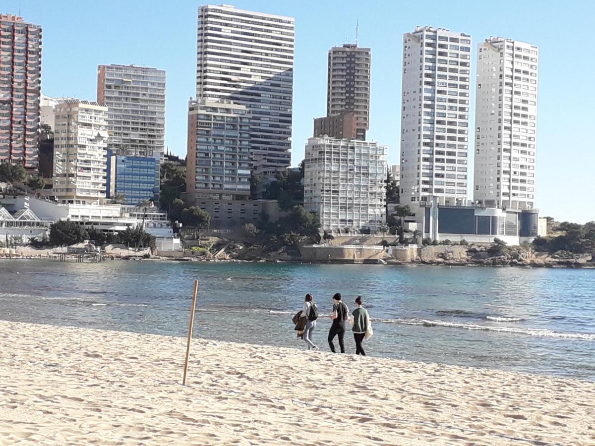 Holiday Apartment 5 Min To Levante Beach Benidorm Luaran gambar