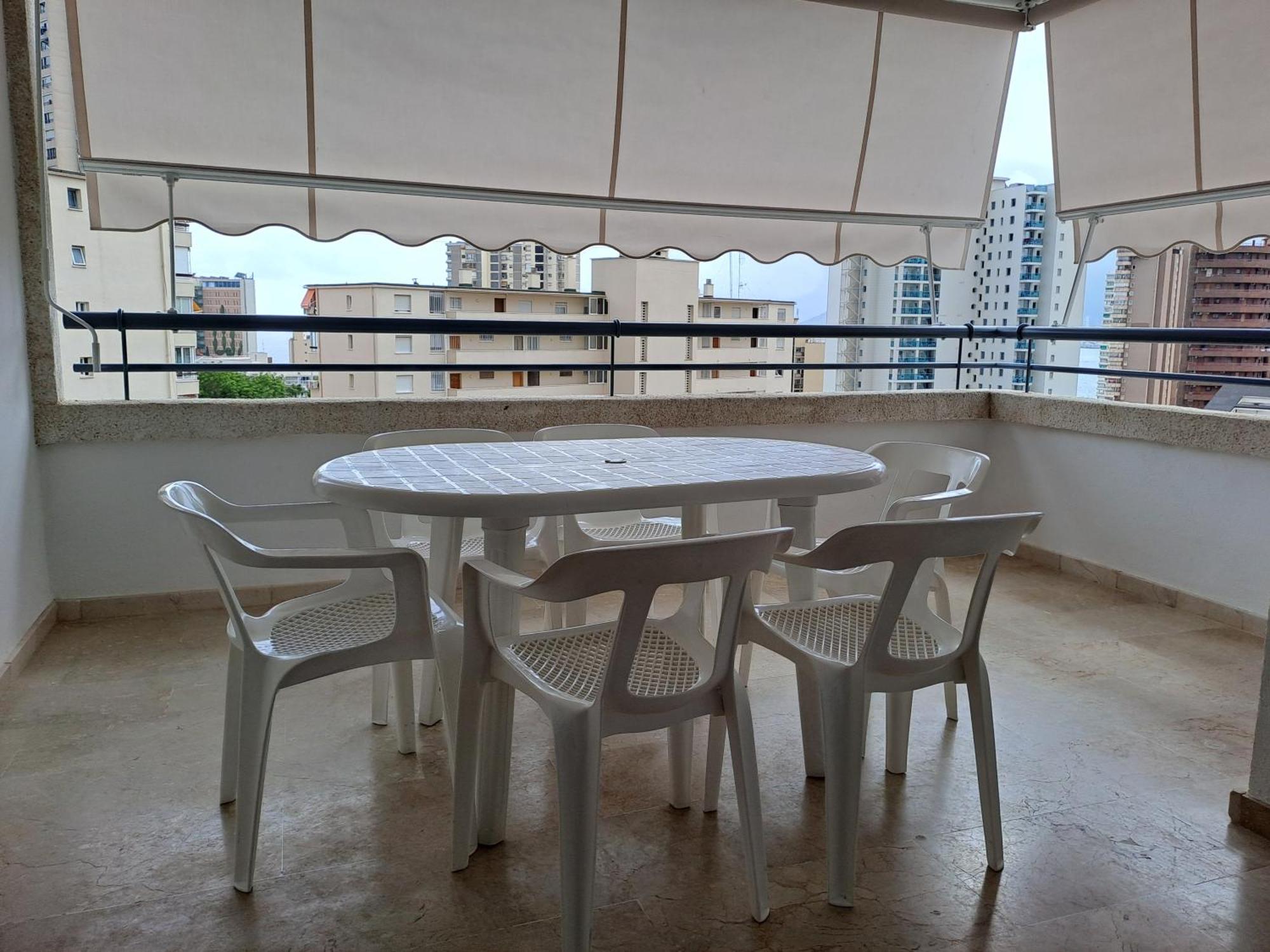 Holiday Apartment 5 Min To Levante Beach Benidorm Luaran gambar