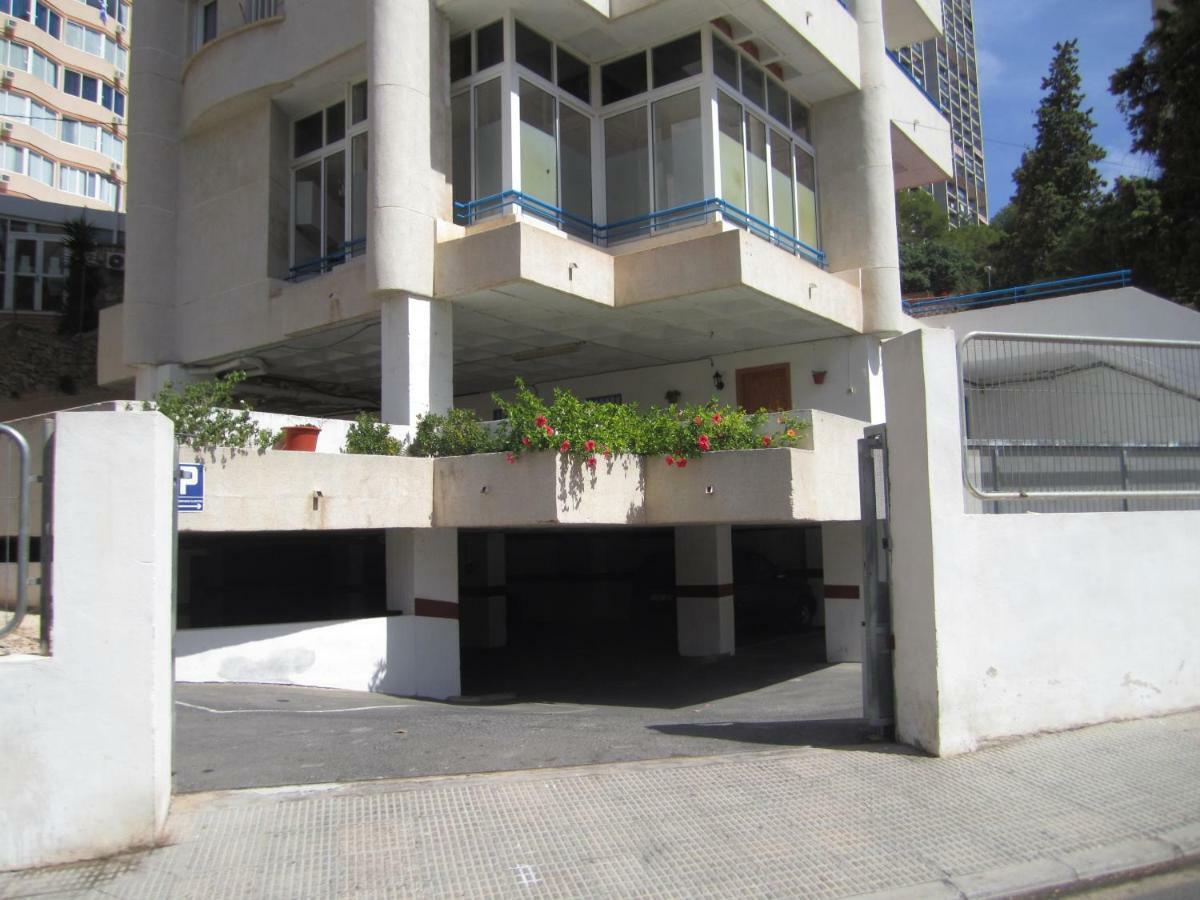 Holiday Apartment 5 Min To Levante Beach Benidorm Luaran gambar